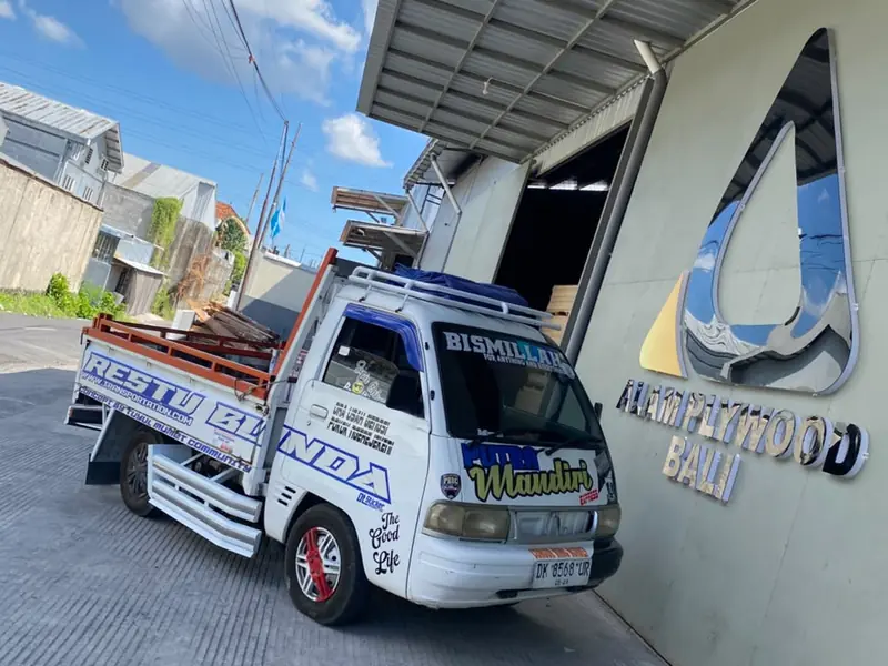 Pick up Galaxy Pickup Bali siap angkut barang di Denpasar